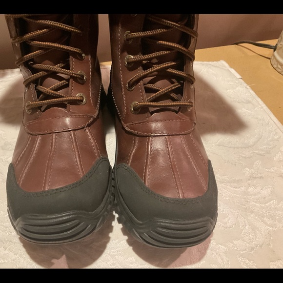LNWOT UGG Adirondack III Waterproof - Picture 3 of 9